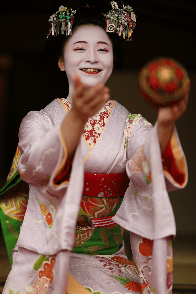 京の華 ~舞妓の笑顔 2 2019 12 08207110 33 30a5mm 1