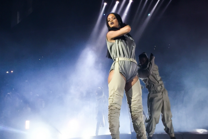 RIHANNA 1